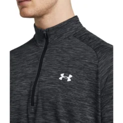 UA Tech Textured 1/2 Zip, Black