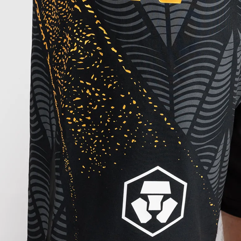 UFC Zenith by Venum Fight Night Fightshorts Long Style Black/Gold