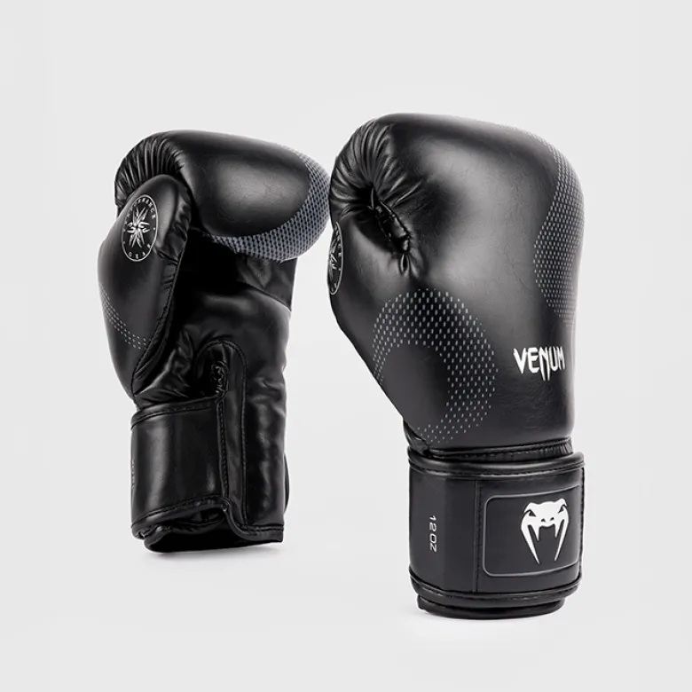 Venum Nexus Boxing Gloves Black/Silver