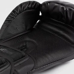 Venum Reverso Boxing Gloves Black/Black