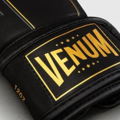 Venum Streamline Boxing Gloves Black/Gold