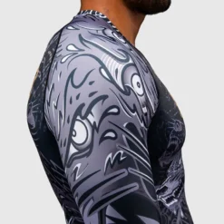 Venum Wolf Atak Long Sleeve Rashguard Black/Grey
